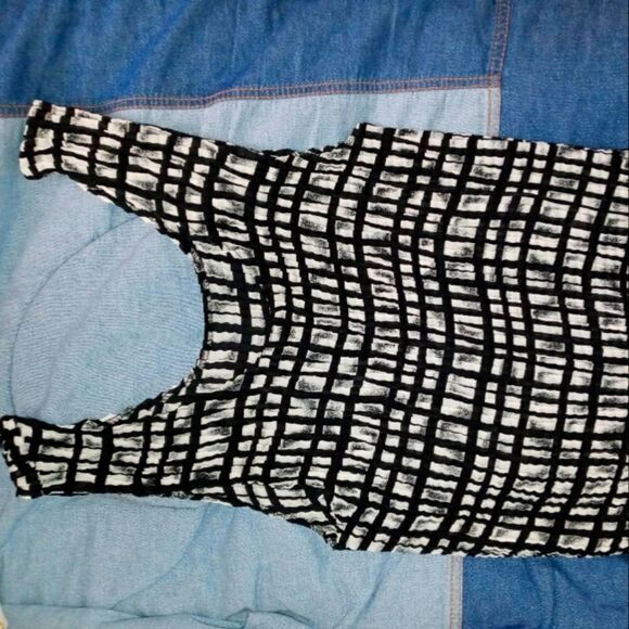 Wow material - Picture 1 of 5